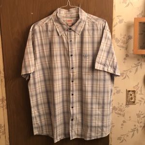 Men’s short sleeve casual dress shirt